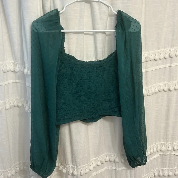 BOG collective Green Smocked Crop Top Sheer Puff Sleeves Square Neckline Size M - Picture 5 of 5